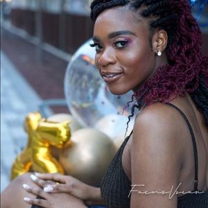 Meet your Posher, Dorcas